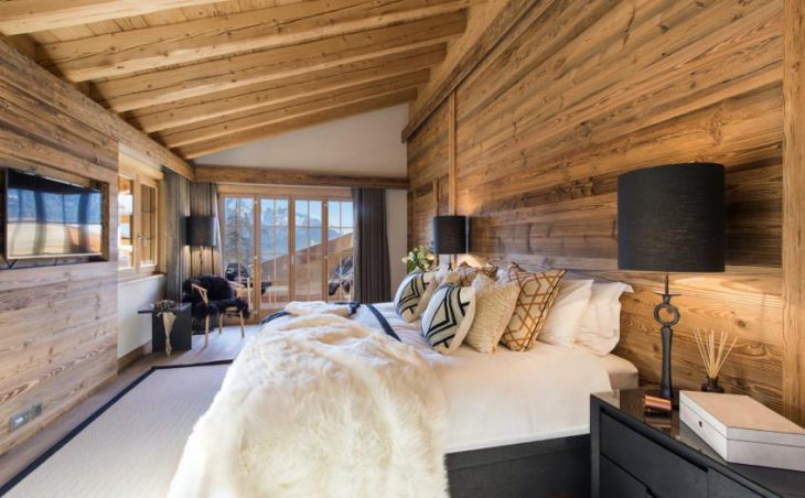 Chalet Daphne, Verbier, Double Bedroom